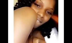NairobiXXXxxx porn video - Call girl shows her body looking for clients