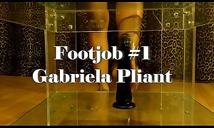 Footjob by Gabriela Pliant