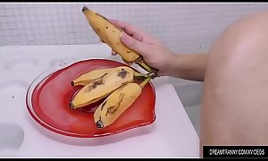 Provocative Transsexual Paulinha Lima Masturbates with a Banana