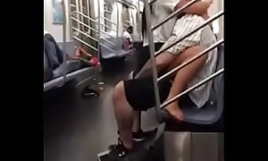 Sexo no metrô