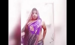 Sexy shemale in saree
