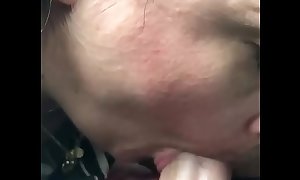 My girlfriend suck my cock while I drive