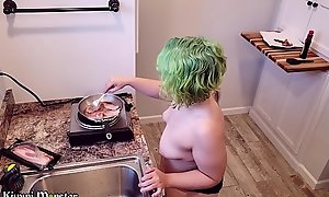 Sexy Cooking with Kiwwi - BLOWJOB and BACON!!! *short version*