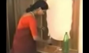 red saree lady bumping off dress and enjoying with young guy.3GP
